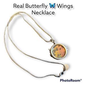 Butterfly Pendant Necklace 25 Inch Chain #N21